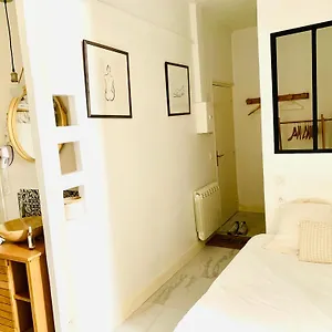 https://love-room-tropicale.fr-provencehotel.com
